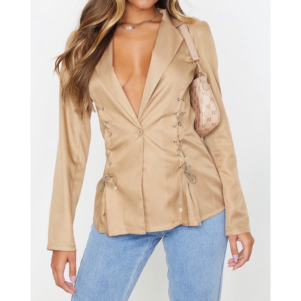 PrettyLittleThing Woven Lace Up Blazer